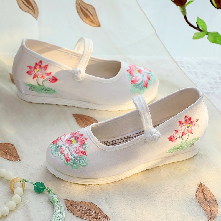 Sepatu Mary Jane Hak Wedge Bor - Ethnic Fabric ulasan dan harga