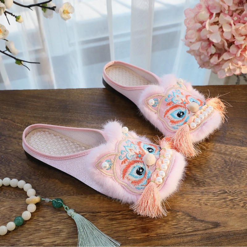 Sepatu Bordir Gaya Etnik Retro - Ethnic Fabric ulasan dan harga