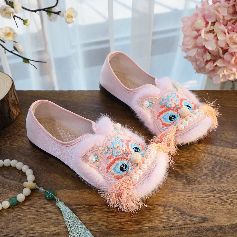 Sepatu Bordir Gaya Etnik Retro - Ethnic Fabric ulasan dan harga