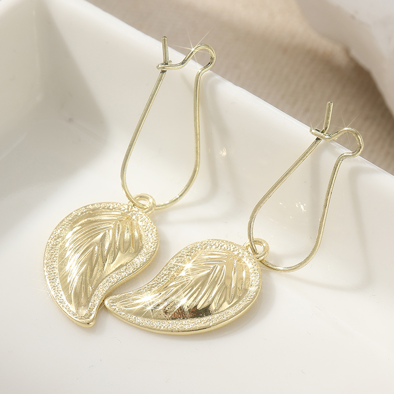 Anting Wanita Warna Emas Etnik - Ethnic Fashion Wear For Women ulasan dan harga